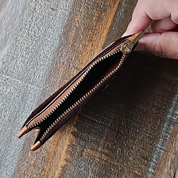 Zip Card Case In Rainbow Signature Canvas - Picture 4 of 5